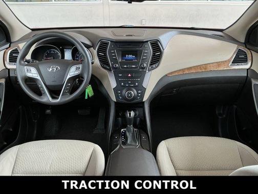 2016 Hyundai SANTA FE SE