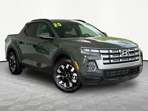 Green 2025 Hyundai SANTA CRUZ SEL
