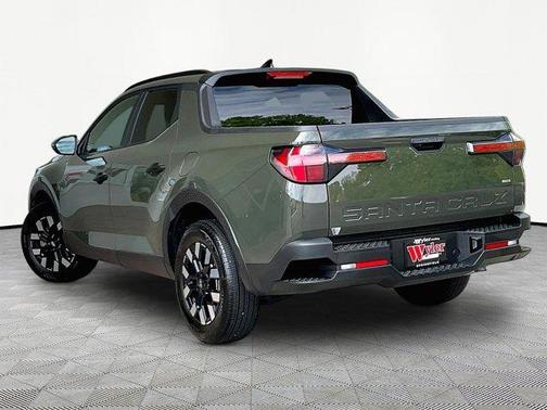 Green 2025 Hyundai SANTA CRUZ SEL