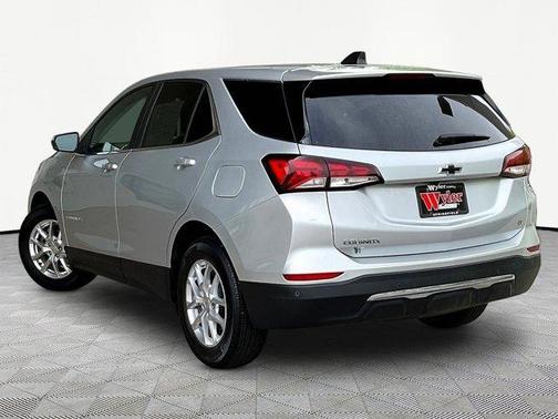 Silver Ice Metallic 2022 Chevrolet Equinox 1LT