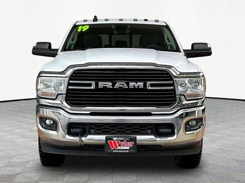 Bright White Clearcoat 2019 RAM 3500 Big Horn