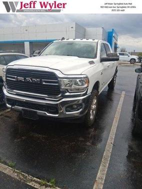Bright White Clearcoat 2019 RAM 3500 Big Horn