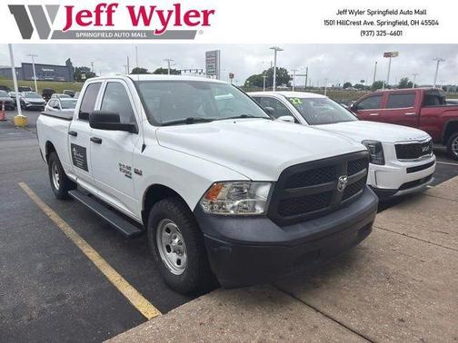 Bright White Clearcoat 2019 RAM 1500 Classic Tradesman