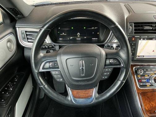 2017 Lincoln Continental Reserve