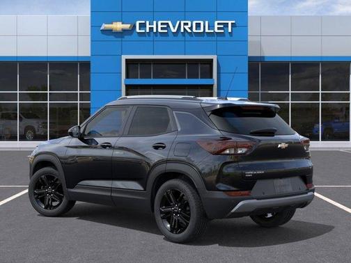 Mosaic Black Metallic 2026 Chevrolet Trailblazer LT