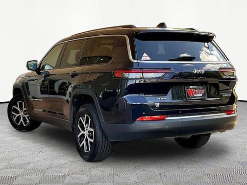 Midnight Sky 2023 Jeep Grand Cherokee L Limited
