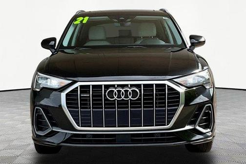 Mythos Black Metallic 2021 Audi Q3 45 S line Premium