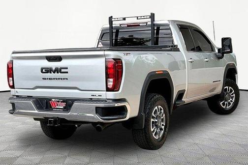 Quicksilver Metallic 2022 GMC Sierra 2500 SLE