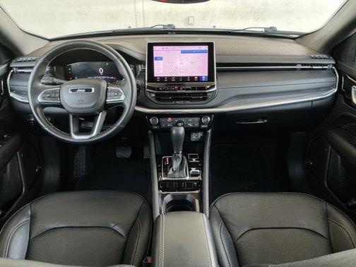 2022 Jeep Compass Altitude