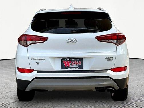 Dazzling White 2018 Hyundai TUCSON Sport