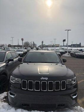 2020 Jeep Grand Cherokee Laredo