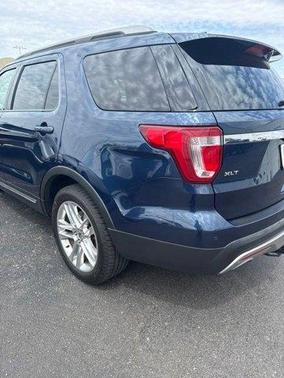 Blue 2017 Ford Explorer XLT