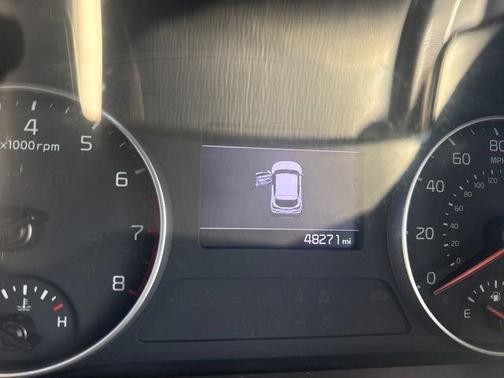 Snow White Pearl 2022 Kia Seltos EX