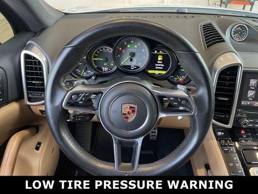 2017 Porsche Cayenne S