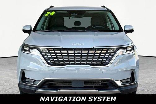 Ceramic Silver 2024 Kia Carnival SX