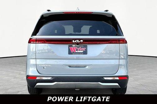 Ceramic Silver 2024 Kia Carnival SX
