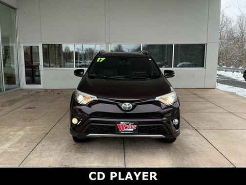 2017 Toyota RAV4 SE