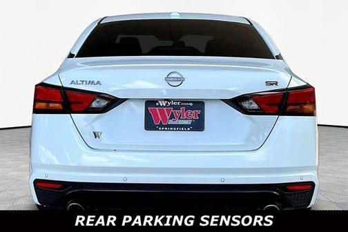 White 2024 Nissan Altima 2.5 SR