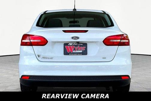 Oxford White 2018 Ford Focus SE
