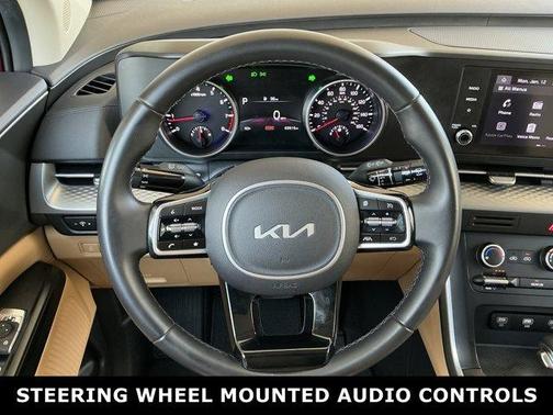 2022 Kia Carnival LXS