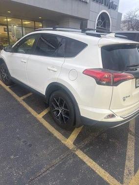 2018 Toyota RAV4 SE