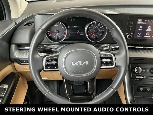 2023 Kia Carnival LX