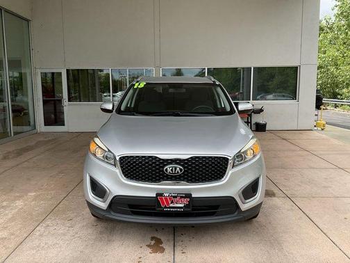 2018 Kia Sorento LX