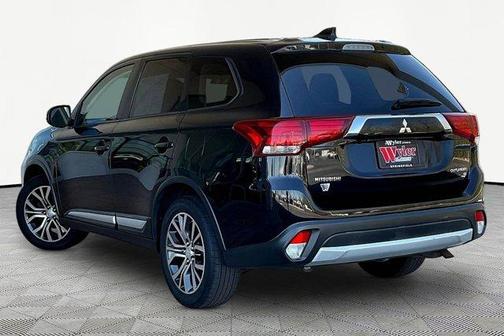 2017 Mitsubishi Outlander SE