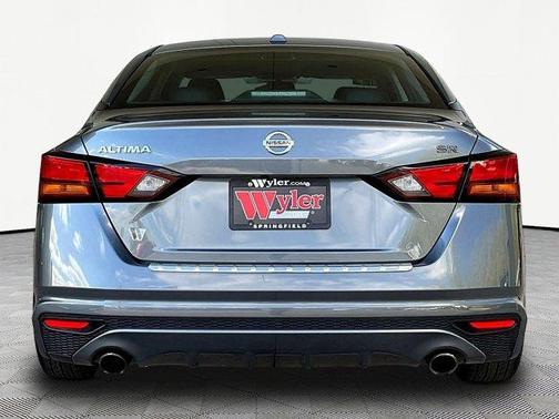 Gun Metallic 2019 Nissan Altima 2.5 SR