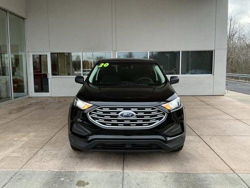 2020 Ford Edge SE
