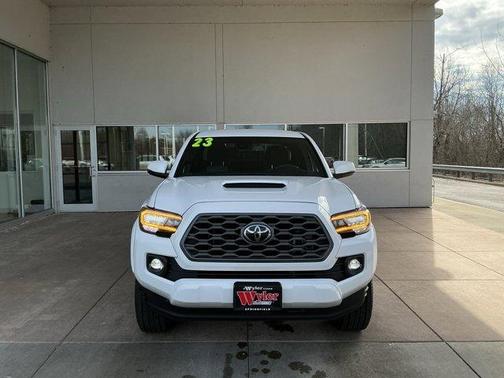 2023 Toyota Tacoma TRD Sport
