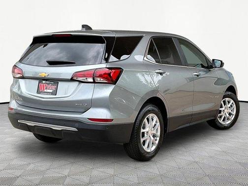 Sterling Gray Metallic 2024 Chevrolet Equinox LT