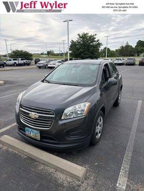 Cyber Gray Metallic 2016 Chevrolet Trax LS