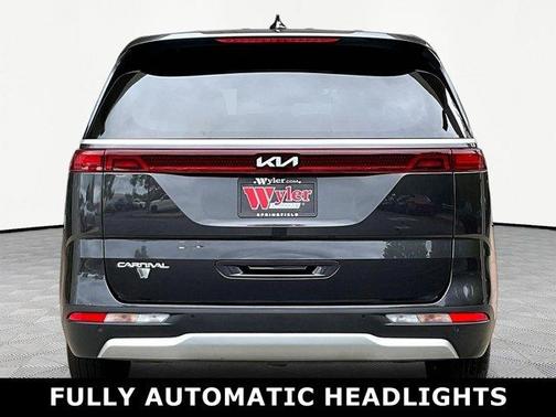 Metal 2024 Kia Carnival EX