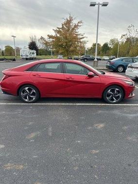 2021 Hyundai ELANTRA SEL