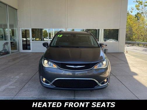 2018 Chrysler Pacifica Touring-L