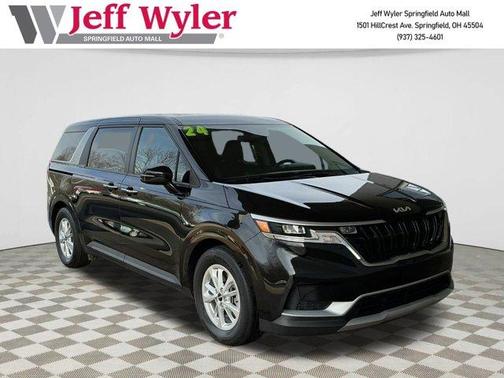 2024 Kia Carnival LX