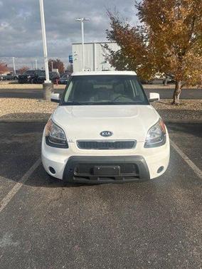 2011 Kia Soul +