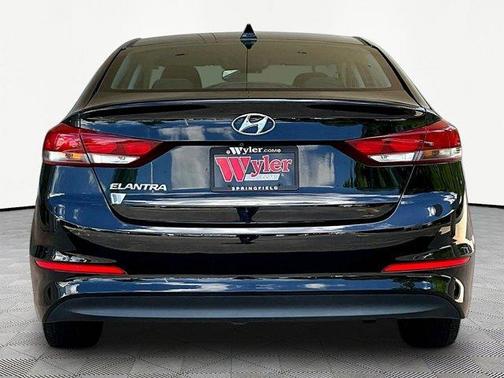 Phantom Black 2018 Hyundai ELANTRA SEL
