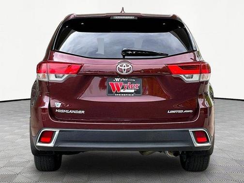 Ooh La La Rouge Mica 2018 Toyota Highlander Limited