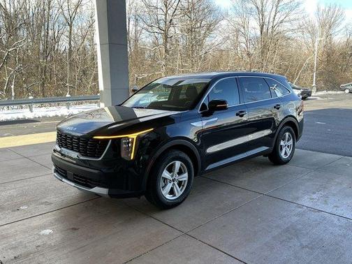 2025 Kia Sorento LX