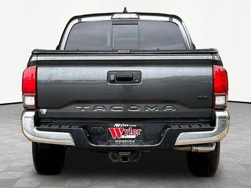 Magnetic Gray Metallic 2018 Toyota Tacoma TRD Off Road