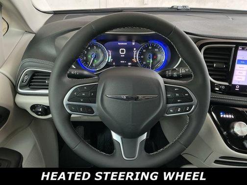 2023 Chrysler Pacifica Touring-L