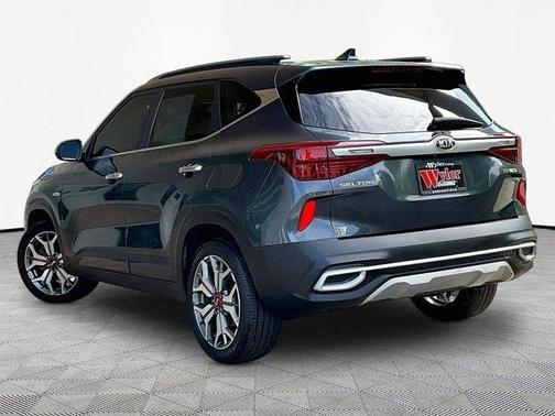 Gravity Gray 2021 Kia Seltos SX