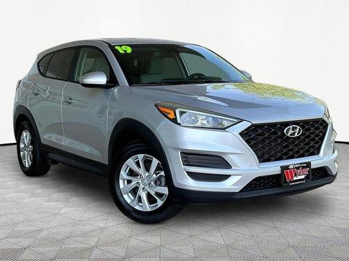 Molten Silver 2019 Hyundai TUCSON SE