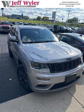 Billet Silver Metallic Clearcoat 2019 Jeep Grand Cherokee Altitude