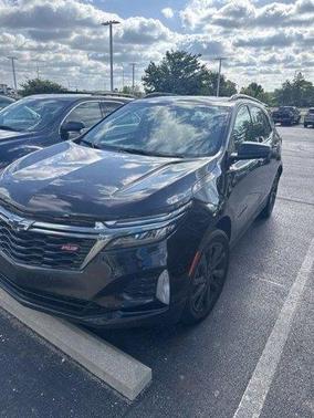 Mosaic Black Metallic 2022 Chevrolet Equinox RS