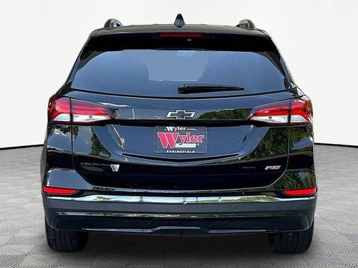 Mosaic Black Metallic 2022 Chevrolet Equinox RS