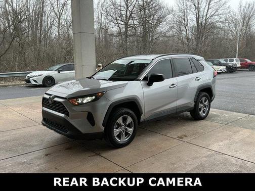 2022 Toyota RAV4 Hybrid LE