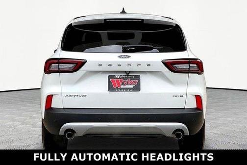 White Metallic 2023 Ford Escape Active